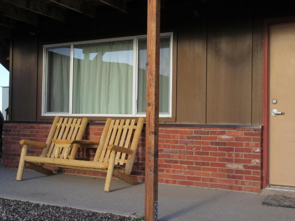 Big Bear Motel image 30