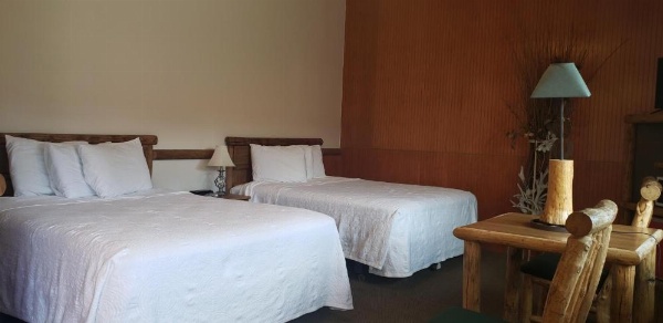Big Bear Motel image 8